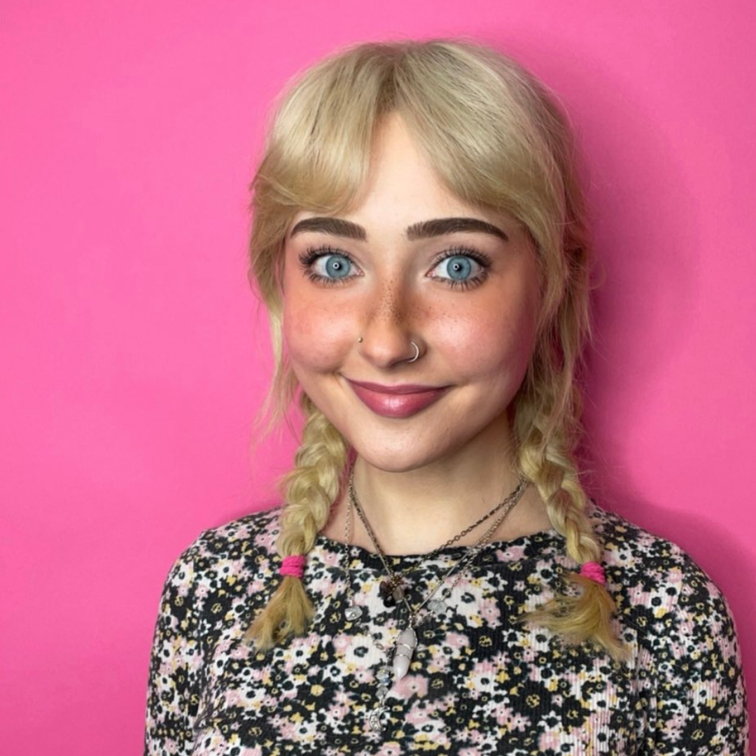 esme open hair space blonde hairstylist minneapolis haircut